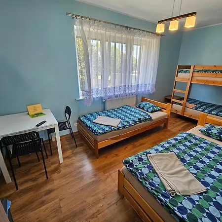 ホームステイ Taniespanie Rokietnica *