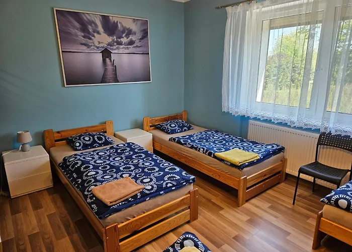 Taniespanie Rokietnica ホームステイ *